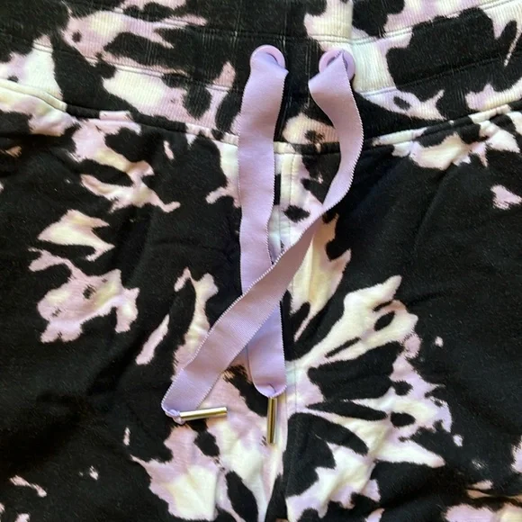 Athleta Balance Printed joggers, size small - Picture 5 of 10